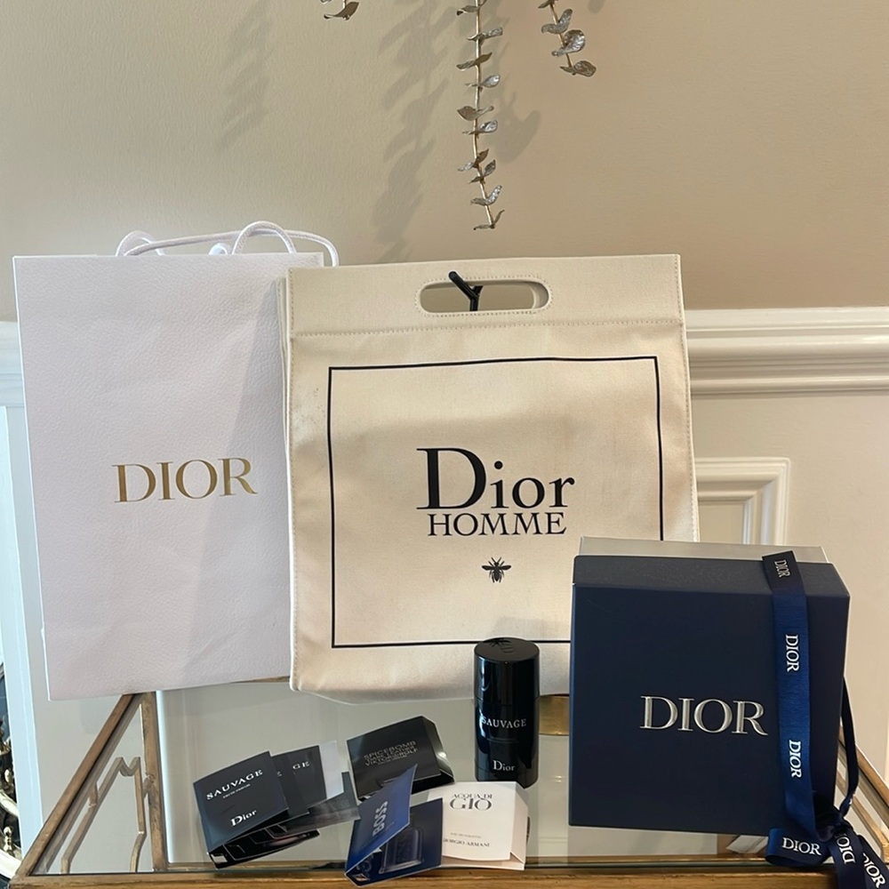 Dior sauvage palm stick and toiletry fragrance travel set